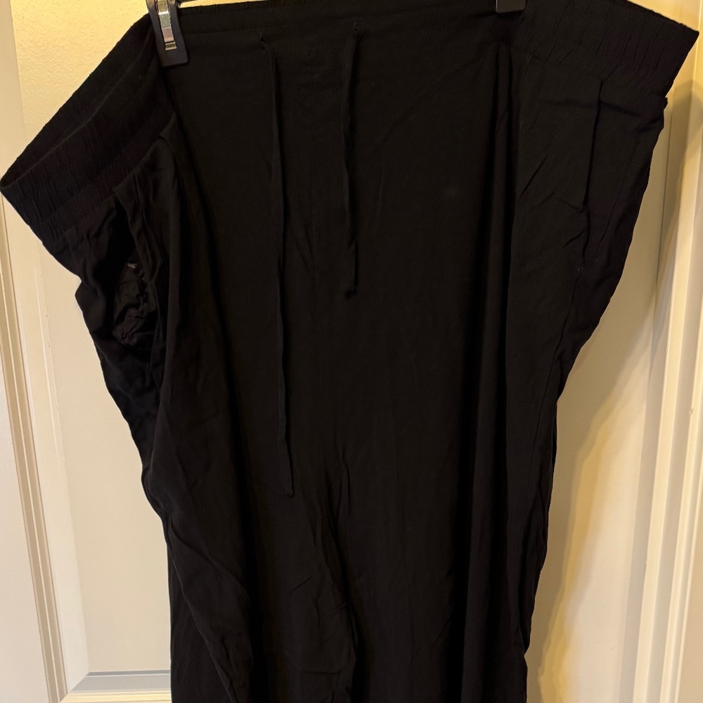 Torrid Black Wide-Leg Pull-On Pants with Elastic Back Waist – Size 5R